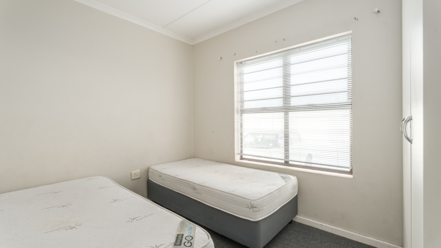 To Let 2 Bedroom Property for Rent in Vredekloof East Western Cape